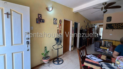 Venta Acogedora Casa Ubicada En Conjunto Cerrado,urb La Montanita Gabriela C
