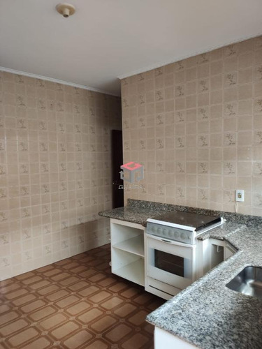 Imagem 2 de 27 de Sobrado À Venda, 3 Quartos, 1 Suíte, 2 Vagas, Floresta - Santo André/sp - 13979