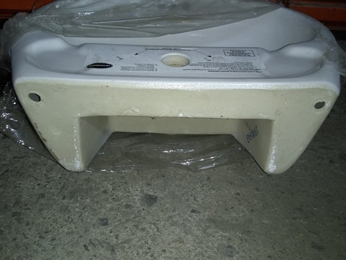 Imagen 4 de 4 de Lavamanos Venceramica Blanco Para Colgar O Para Pedestal