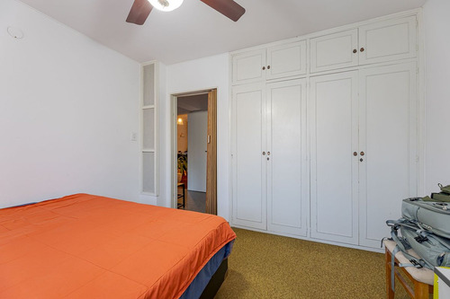 Venta Casa Dos Dormitorios Con Jardin En Fisherton