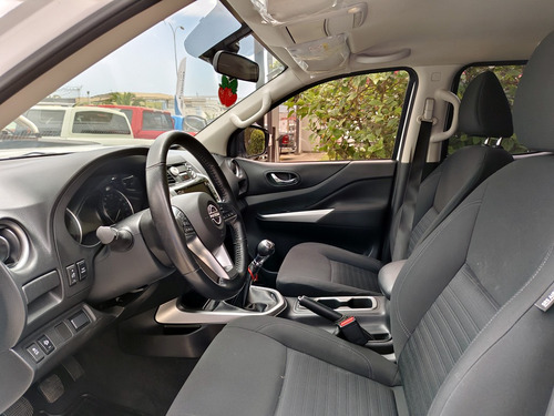 Nissan Navara 2.3D XE DIESEL 4X2 DOB.CAB. MT 4P