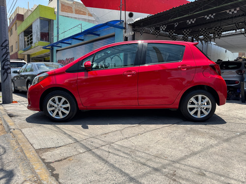 Toyota Yaris 1.5 Hb Premium L4 Man Mt