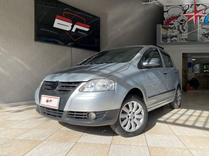 Volkswagen Fox Fox Plus 1.6 8V (Flex)