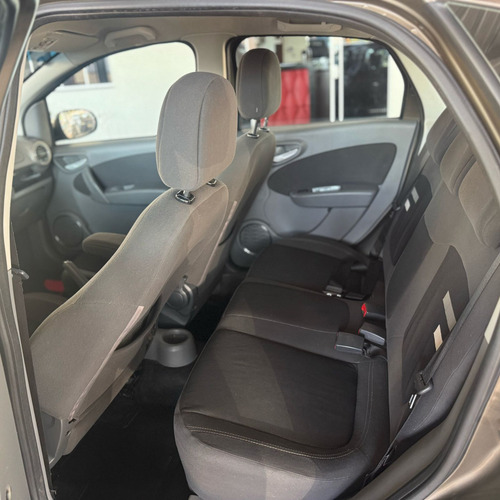 Fiat Grand Siena 1.6 MPI ESSENCE 16V FLEX 4P MANUAL