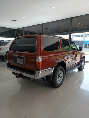 Imagen 3 de 10 de Toyota 4runner