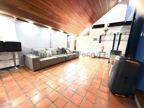 Yb Se Ofrece En Venta Este Excelente Apartamento En Los Caobos #25-19138