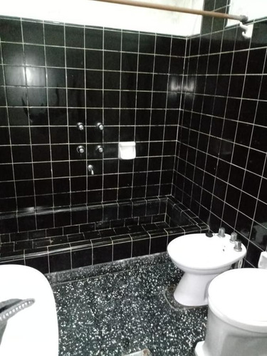 Imagen 4 de 7 de Venta Casa A Reciclar Morón