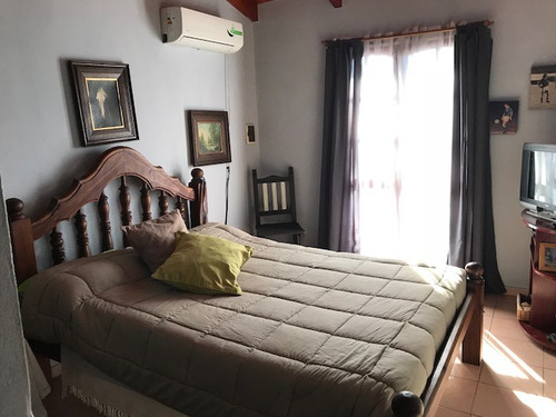 Alquilo Duplex 3 Dormitorios A 50 M De Av. Ohiggins,