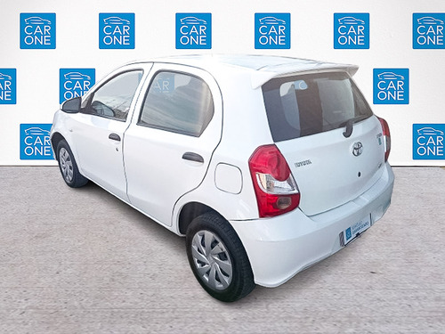 Toyota Etios 1.5 X MT6 5P