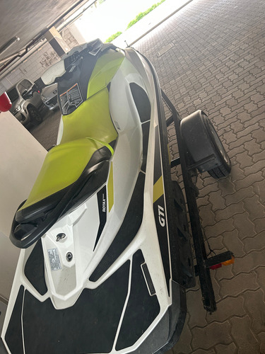 Moto De Agua Sea Doo Gti - Con Tráiler