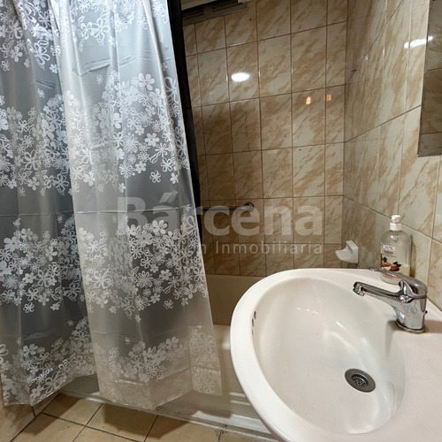 Vende Amplio Departamento En Pleno Centro De Concepción.