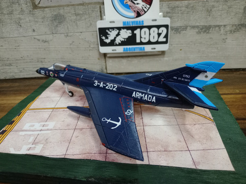 Maqueta Para Armar Avión Super Étendar Esc. 1/48 Malvinas