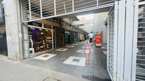 Oficina Planta Abierta, 1 Estacionamiento 1 Bodega, Stgo.