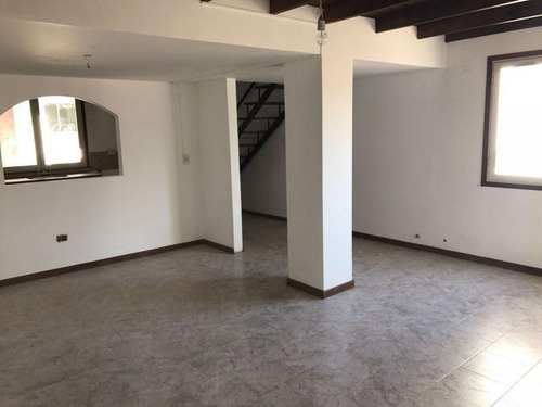 Imagen 4 de 11 de Oportunidad | Duplex De 3 Ambientes Al Frente