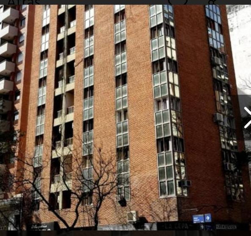 Departamento Con Balcón Frente, Rondeau Y Obispo Salguero