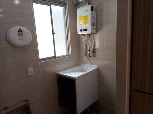 Imagen 7 de 14 de Arriendo Apartamento En Madrid
