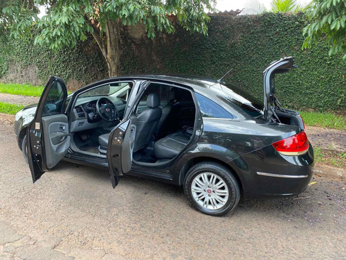 Fiat Linea 2013 1.8 16v Essence Flex Dualogic 4p