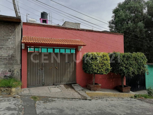 Venta De Casa Col. Lomas De La Estancia, Alcaldía Iztapalapa, Cdmx.