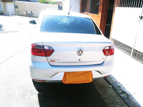 Volkswagen Voyage 1.6 Msi Seleção Total Flex Total Flex 4p