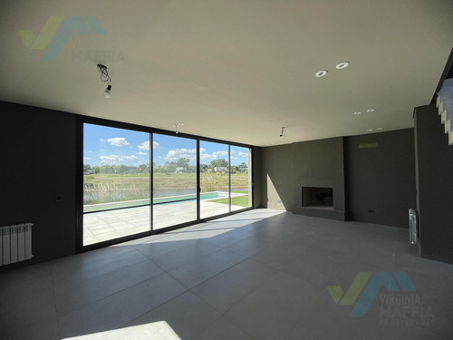 Casa En San Sebastian Area 2