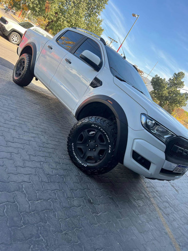 Imagen 1 de 12 de Ford Ranger 2016 3.2 Cd 4x2 Xlt At Tdci 200cv