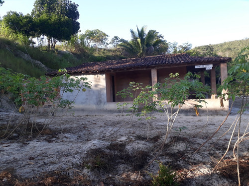 Pequeno Sítio Com Casa