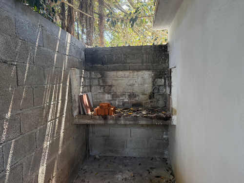 Alquiler Apartamento 2 Dormitorios Tipo Casa En Colon