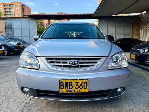 Kia Carens 2.0 Lx 7 Cool