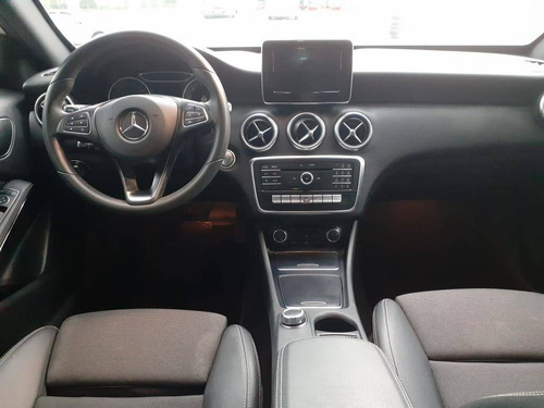 Mercedes-benz A 200 1.6 Cgi Flex 7g-dct