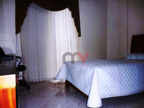 Apartamento Na Tupi Com Dois Dormitórios, Suíte, Sacada, Uma Dispensa, Área De Serviço, Uma Vaga De Garagem, Prédio Com Academia - Ap0002