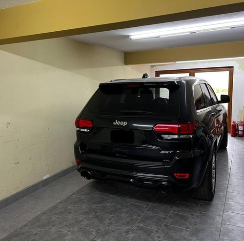 Imagen 4 de 13 de Jeep Grand Cherokee Srt