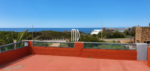 Imagen 21 de 26 de Hermosa Casa Con Vista Al Mar- Ref: 5382