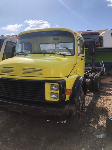 Imagem 3 de 16 de Caminhão 1316 84 Truck 6x2 No Chassis Mercedes-benz