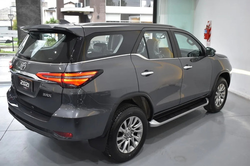 Toyota Sw4 2.8 Srx 177cv 4x4 7as At