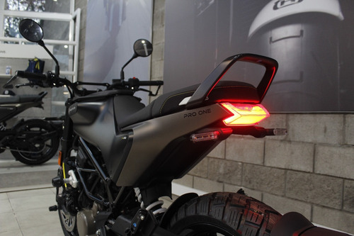 Svartpilen 200 Husqvarna Scrambleer Neo Retro Urbana Agil
