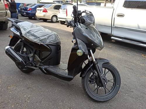 Imagen 3 de 6 de Benelli Macis
