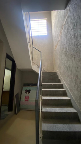 Casa Comercial En Alquiler En El Viñedo (ac)