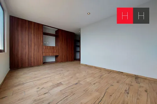 Casa En Venta En Lomas De Angelopolis