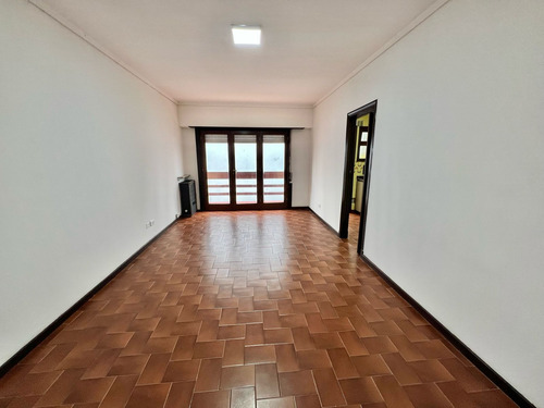 Departamento 2 Ambientes Al Cfte Con Balcon