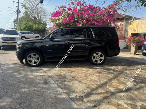Chevrolet Tahoe 5.3 Lt