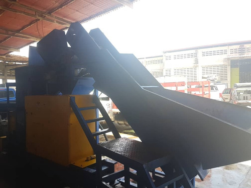 Imagen 6 de 10 de Prensa Compactadora Mosley S 5000 Para Reciclaje De Latas