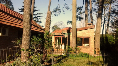 Excelente Casa En Venta En Playa Mansa, Punta Del Este- Ref: 37613