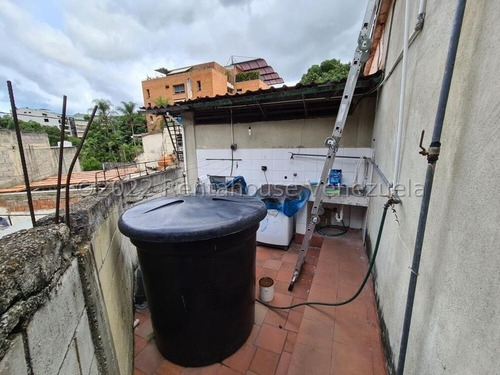 Imagen 22 de 29 de Mls #23-2454 Se Vende Espectacular Casa En Los Palos Grandes.