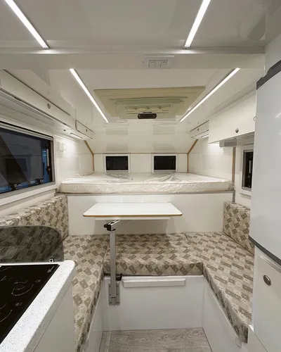 Camper Ag 240 Para Doble Cabina Mediana