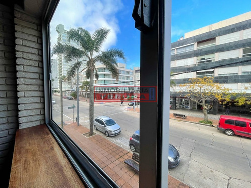 Imagen 2 de 10 de Apartamento En Venta - Zona Península