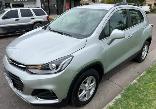 Chevrolet Tracker Ltz Única Mano 2017 L/nueva Permuto