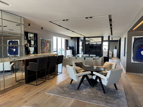 Exclusivo Penthouse En Venta Taira Bosque Real