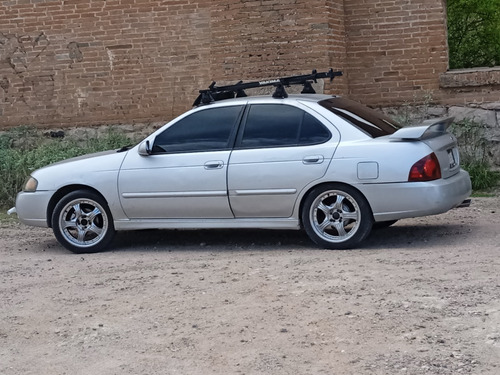  Puertas Nissan Sentra B15,  2006  Del 2001-2006 Originales