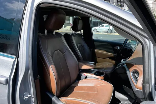 Chrysler Pacifica 2017