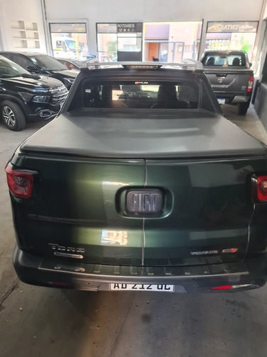 Imagen 4 de 9 de Fiat Toro 2018 2.0 Volcano My19 4x4 At